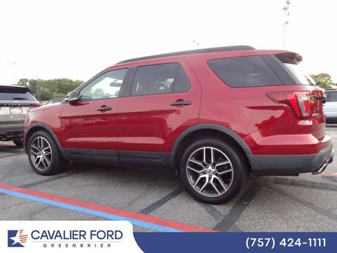 Used 2017 Ford Explorer Sport w/ Equipment Group 401A AWD/4WD image 4