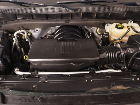 Used 2021 Chevrolet Suburban High Country AWD/4WD image 22