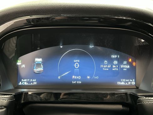 Used 2023 Lincoln Corsair Reserve AWD/4WD image 24