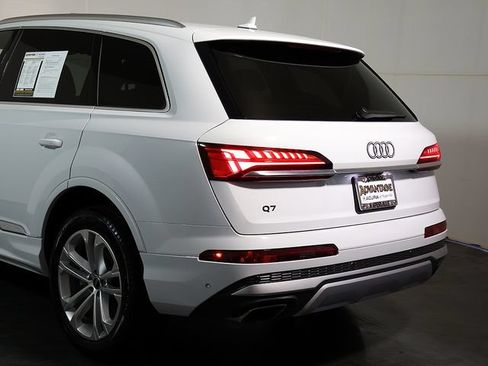Used 2025 Audi Q7 3.0T Premium Plus w/ Premium Plus Package AWD/4WD image 11