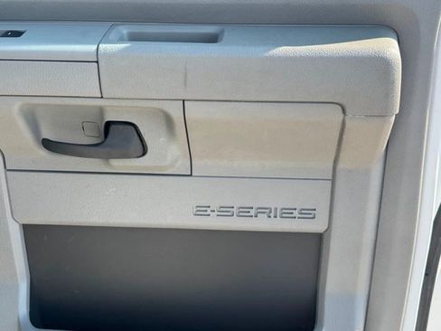 Used 2011 Ford E-250 and Econoline 250 w/ PWR Group image 13