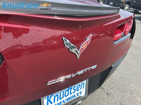 Used 2019 Chevrolet Corvette Stingray Coupe w/ 1LT RWD image 10