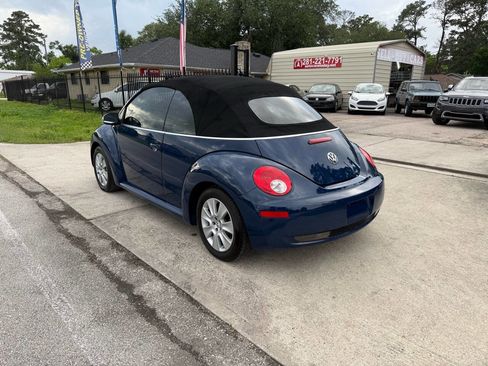 Used 2008 Volkswagen Beetle S image 9