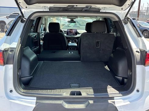 Used 2025 Chevrolet Blazer LT FWD image 24