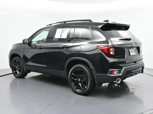Used 2024 Honda Passport Black Edition image 5