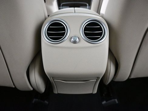 Certified 2022 Mercedes-Benz GLC 300 image 18