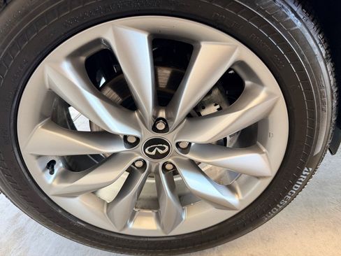 Used 2019 INFINITI QX50 Luxe w/ Navigation Package image 46