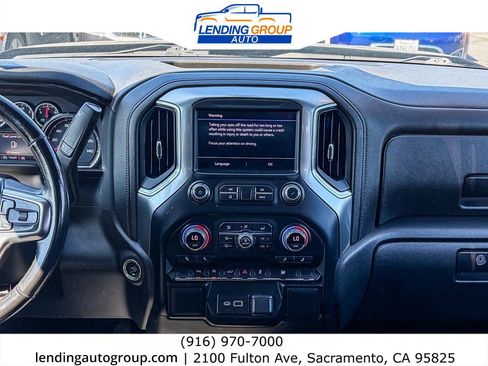 Used 2022 Chevrolet Silverado 1500 LT w/ Safety Package AWD/4WD image 12