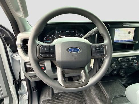 New 2025 Ford F550 4x4 Supercab Super Duty image 7