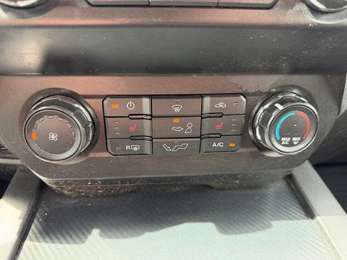 Used 2019 Ford F150 XLT w/ Equipment Group 302A Luxury AWD/4WD image 15