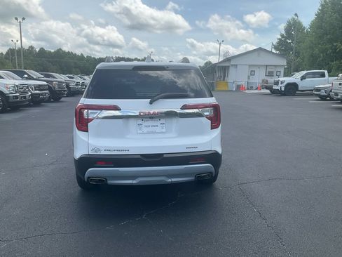 Used 2023 GMC Acadia SLT AWD/4WD image 6