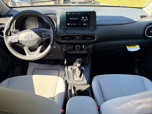 Used 2023 Hyundai Kona SEL AWD/4WD image 28