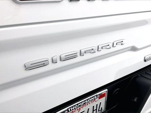 Used 2026 GMC Sierra 1500 Elevation w/ X31 Off-Road Package AWD/4WD image 31