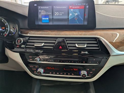 Used 2017 BMW 540i xDrive image 32