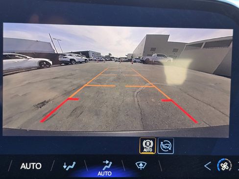 New 2026 Chevrolet Equinox EV LT image 26