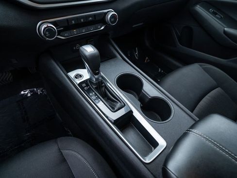 Used 2024 Nissan Altima 2.5 S image 23