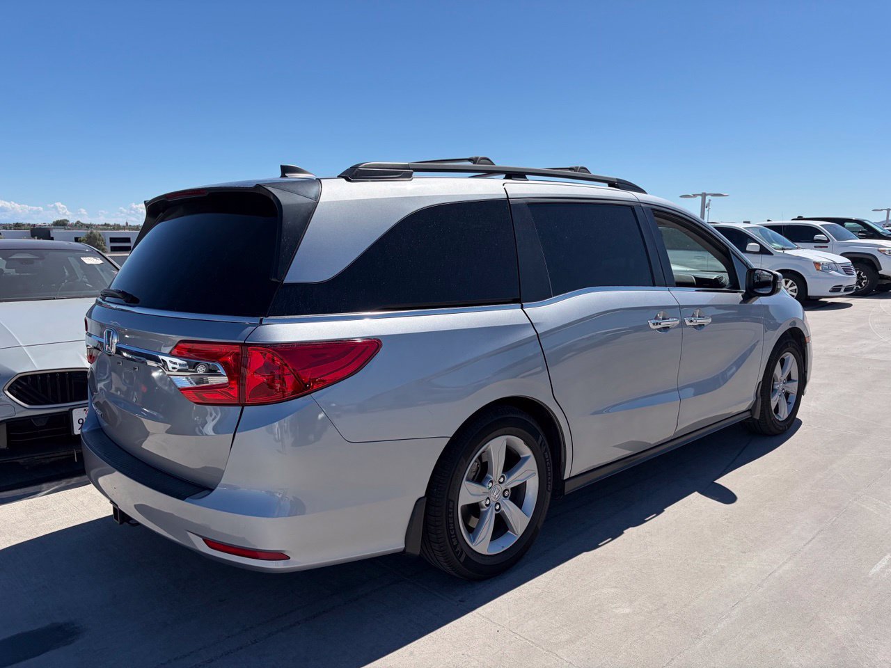 Used 2018 Honda Odyssey EX-L image 2