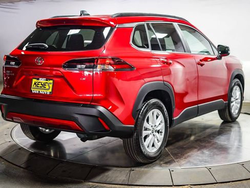 Certified 2026 Toyota Corolla Cross LE image 10