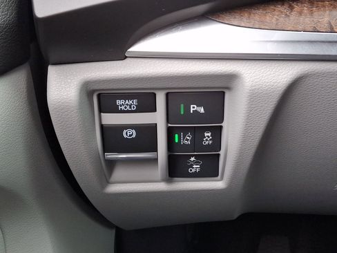 Used 2019 Acura MDX SH-AWD w/ Technology Package image 24