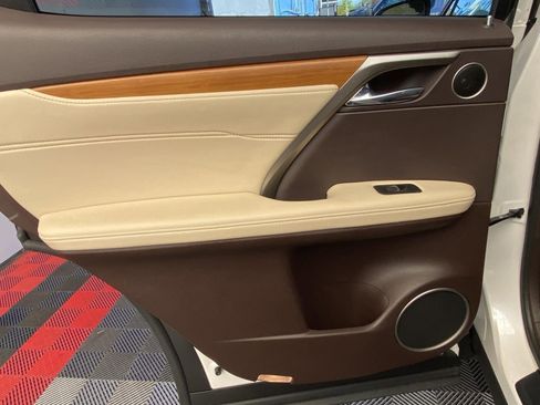 Used 2019 Lexus RX 350 AWD w/ Navigation Package image 18