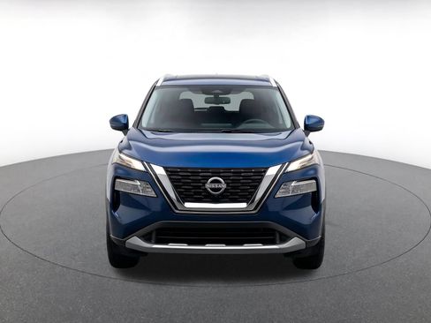 Used 2026 Nissan Rogue SL FWD image 2