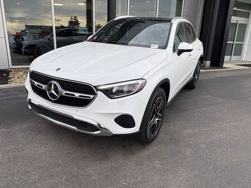 Certified 2026 Mercedes-Benz GLC 300 4MATIC image 2