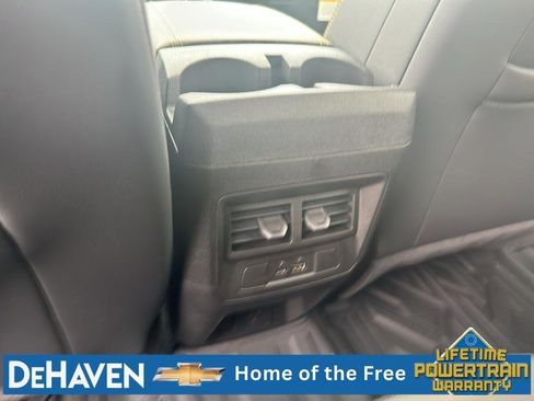New 2026 Chevrolet Colorado ZR2 w/ Technology Package AWD/4WD image 20