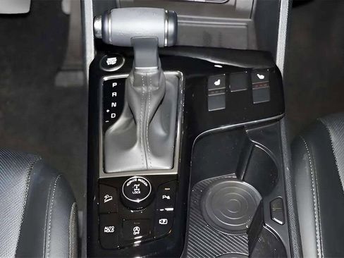 Certified 2025 Kia Sportage X-Line AWD/4WD image 28