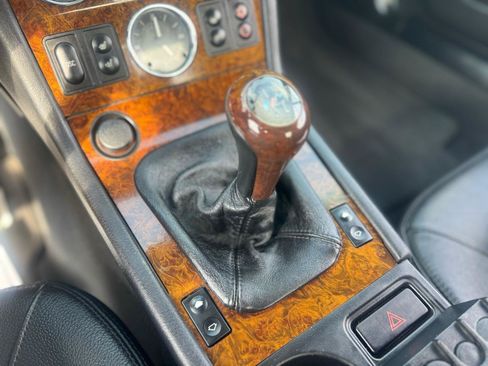 Used 2002 BMW Z3 2.5i RWD image 23
