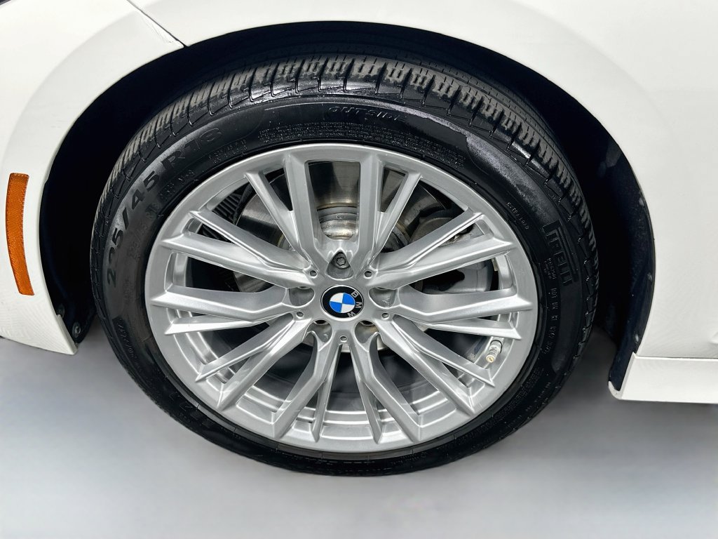 Used 2023 BMW 330i xDrive Sedan w/ Driving Assistance Package AWD/4WD image 32