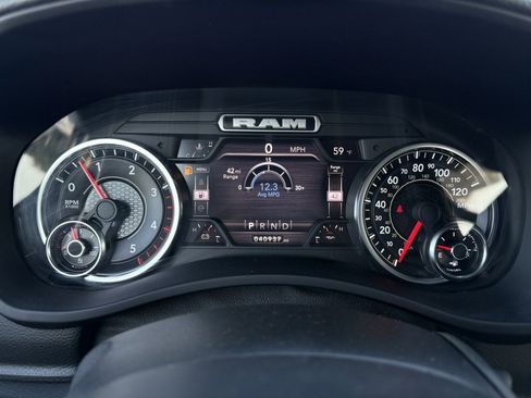 Used 2022 RAM 3500 Laramie image 15