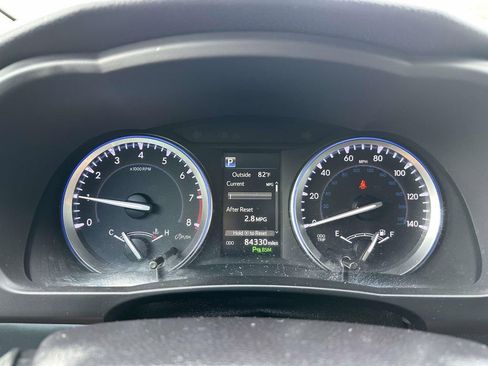 Used 2017 Toyota Highlander Limited AWD/4WD image 15