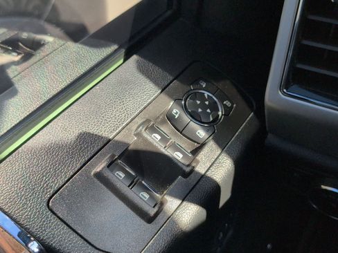 Used 2017 Ford F150 Lariat image 13