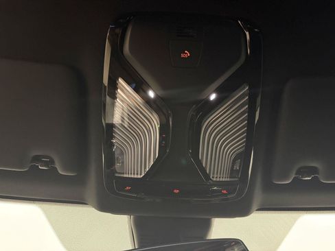 Used 2025 BMW M2 w/ Lighting Package RWD image 26