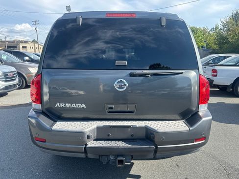 Used 2011 Nissan Armada SV w/ Driver Pkg image 4