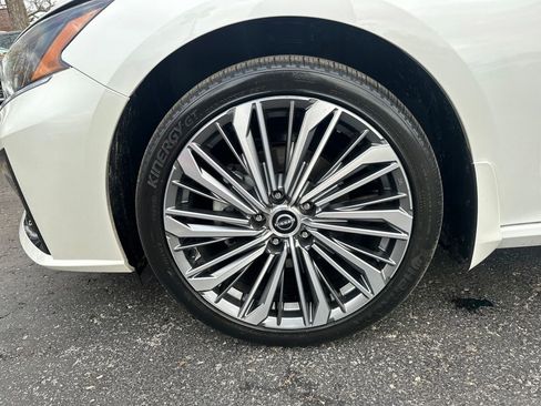 Used 2023 Nissan Altima 2.5 SL image 45