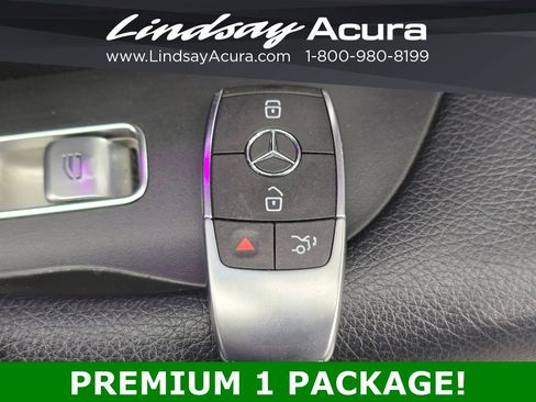 Used 2021 Mercedes-Benz GLE 450 4MATIC w/ Premium Package image 22