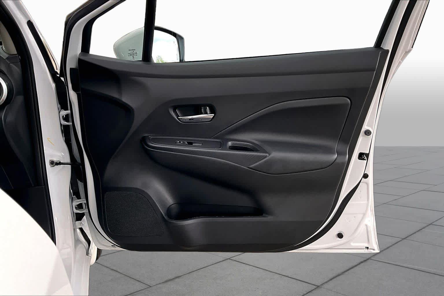 Certified 2025 Nissan Versa SV w/ Trunk Package FWD image 22