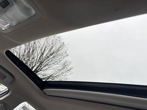 Used 2015 Toyota Avalon XLE Touring image 15