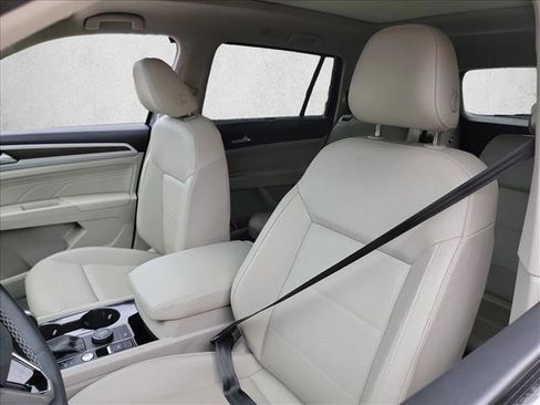 Used 2022 Volkswagen Atlas SE AWD/4WD image 13