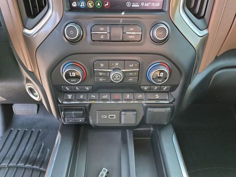 Used 2020 Chevrolet Silverado 2500 High Country w/ Z71 Off-Road Package image 42