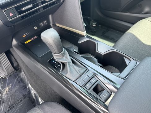 Used 2025 Toyota Camry LE w/ Convenience Package FWD image 26