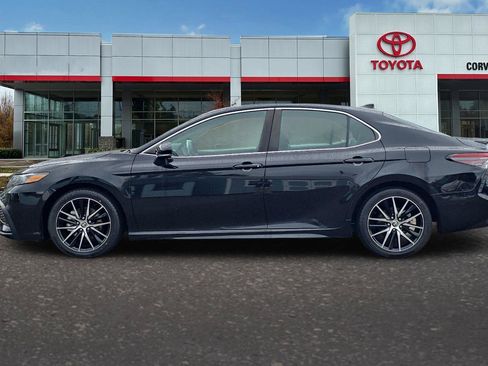 Certified 2023 Toyota Camry SE FWD image 7