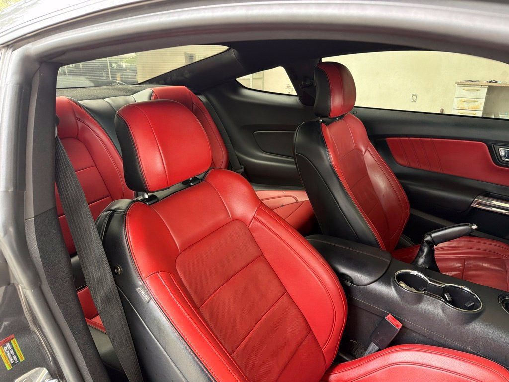 Used 2017 Ford Mustang GT Premium RWD image 21
