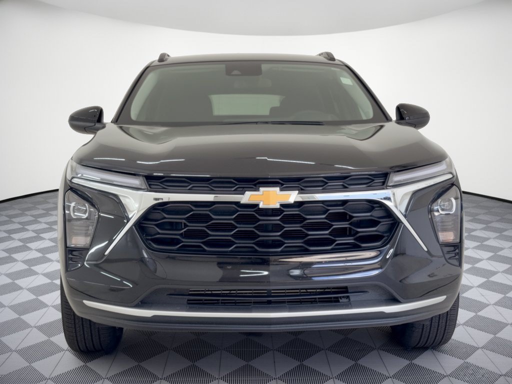 Used 2025 Chevrolet Trax LT w/ LT Convenience Package FWD image 6
