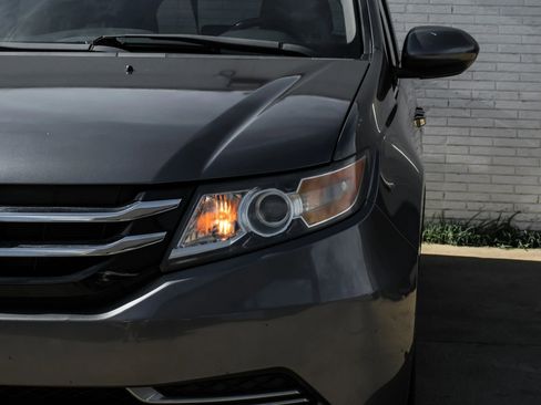 Used 2015 Honda Odyssey EX-L image 38