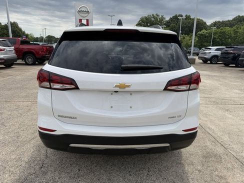 Used 2022 Chevrolet Equinox LT AWD/4WD image 9