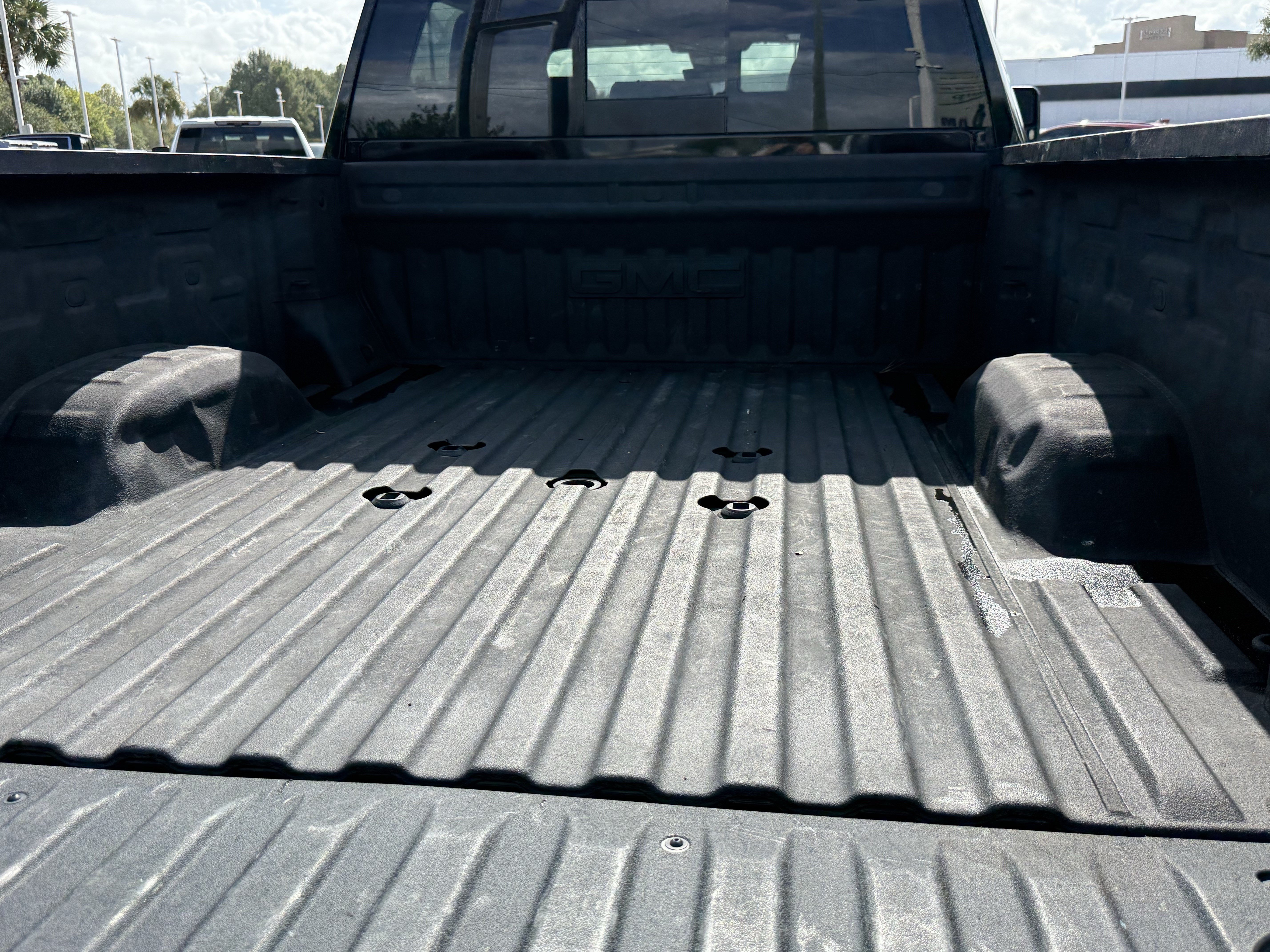 Used 2025 GMC Sierra 2500 AT4X AWD/4WD image 31