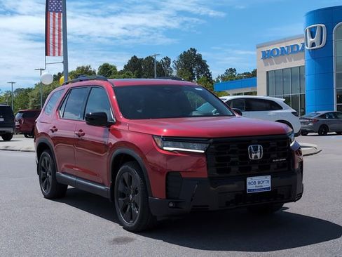 New 2026 Honda Pilot Black Edition image 9