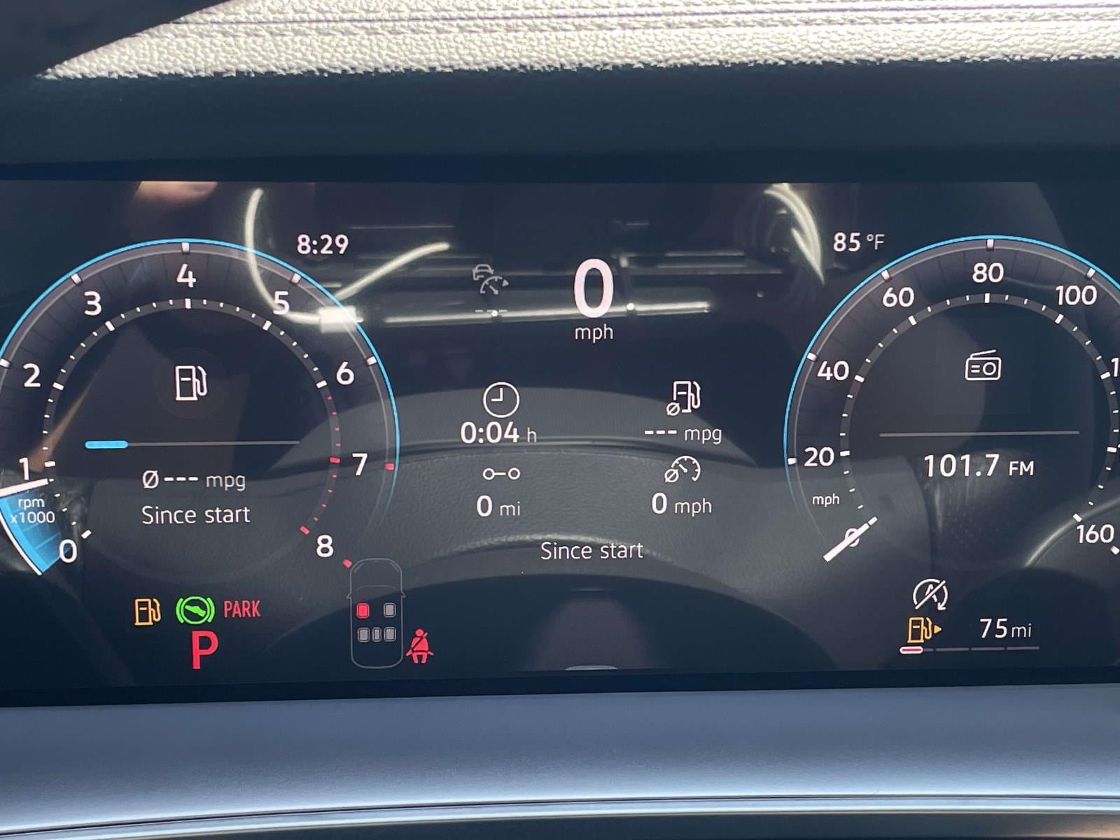 New 2026 Volkswagen Tiguan SE R-Line FWD image 22
